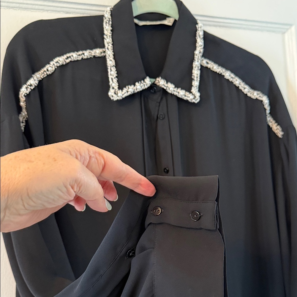 Zara Basic Black Button-Up Blouse with Embellished Collar - Picture 9 of 10